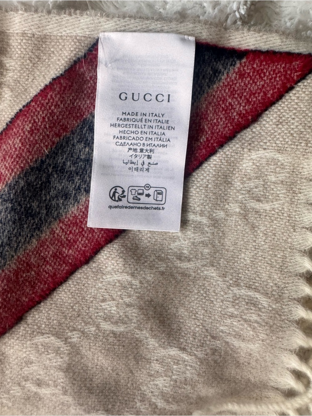 Gucci Beige Scarf with Red and Navy Stripes - Picture 4 of 8